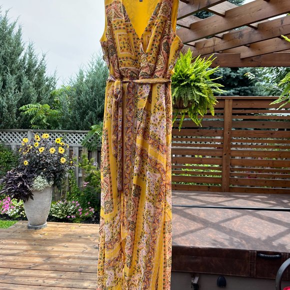 Gorgeous summer maxi dress - Picture 2 of 3